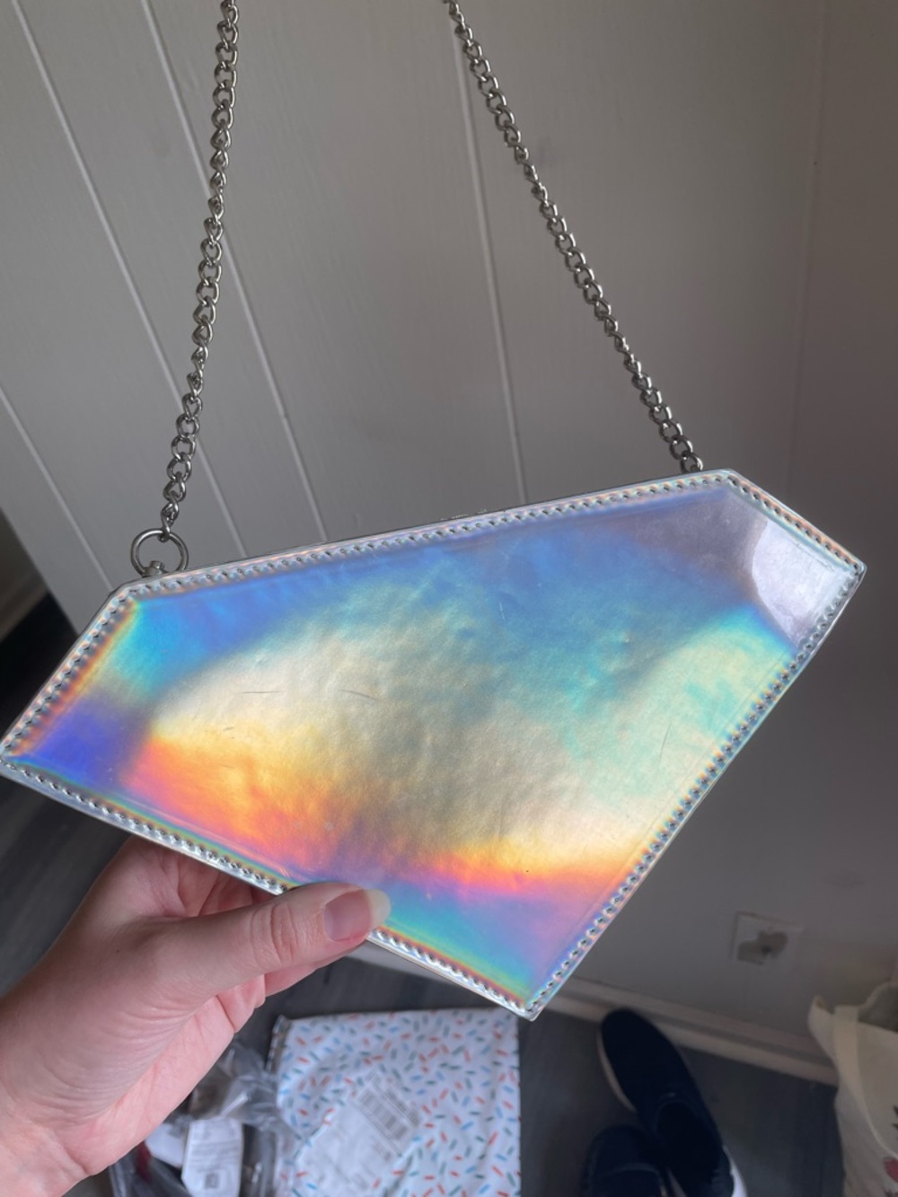 Holographic Diamond-Shaped Crossbody Bag in White/Cream - Picture 3 of 7